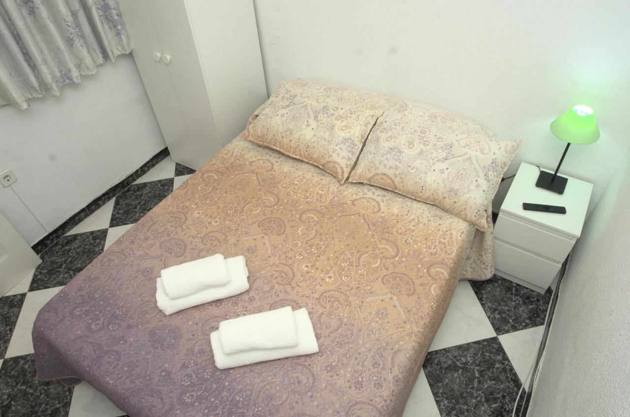 Habitacion En El Corazon Del Centro De มาลากา ภายนอก รูปภาพ