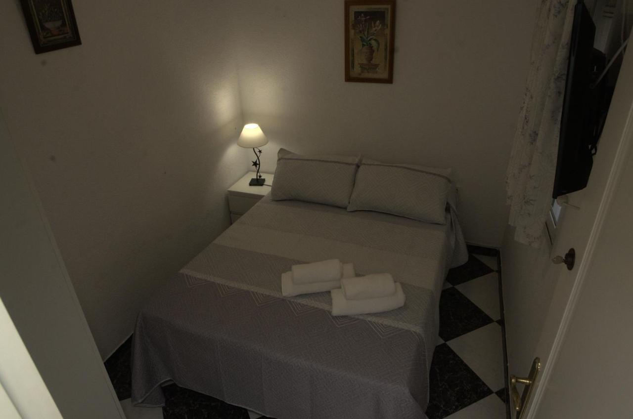 Habitacion En El Corazon Del Centro De มาลากา ภายนอก รูปภาพ