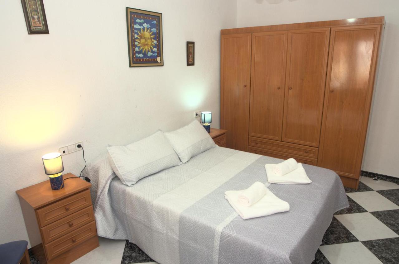 Habitacion En El Corazon Del Centro De มาลากา ภายนอก รูปภาพ