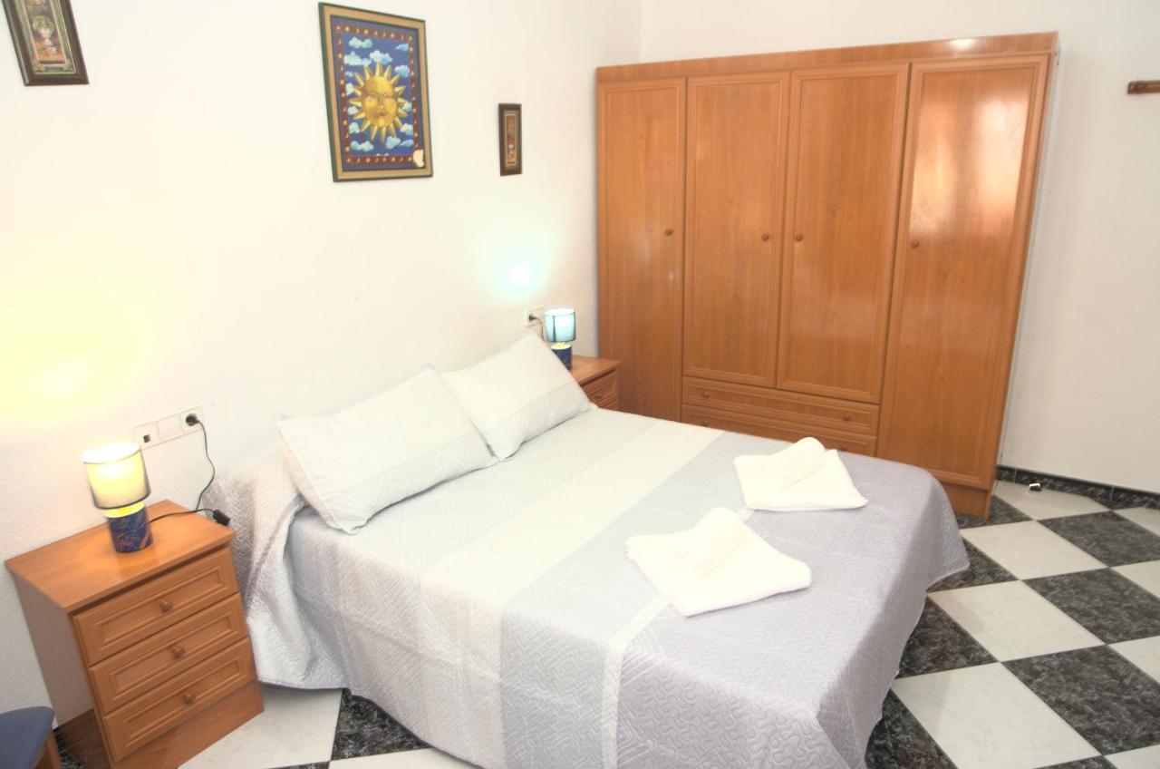 Habitacion En El Corazon Del Centro De มาลากา ภายนอก รูปภาพ